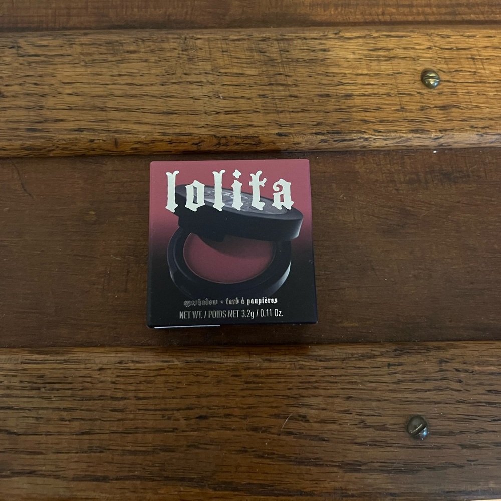 Kat Von D Lolita Eyeshadow NIB - Picture 2 of 9